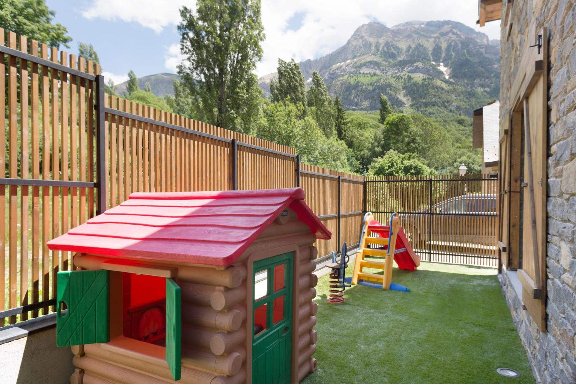 Casa Forelsa Lujo En La Montana Hoz de Jaca Ngoại thất bức ảnh